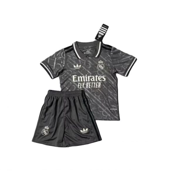 Camiseta y pantalón Niño Madrid 2025 2 2025