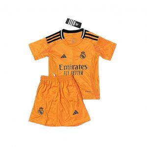 Camiseta y pantalón Niño Madrid 2025 3 2025