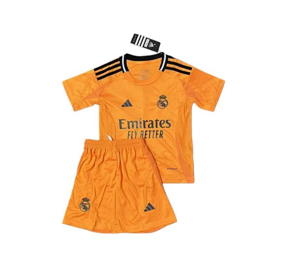 Camiseta y pantalón Niño Madrid 2025 3 2025