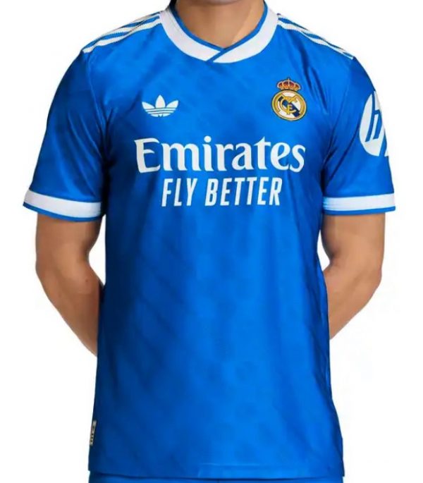 Real Madrid tercera equipación 25/26 - Imagen 4